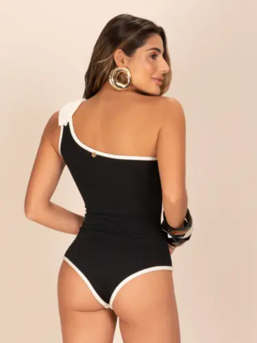 MAIÔ FOLHAS OMBRO SO